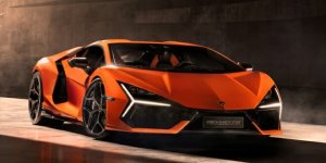Lamborghini Revuelto: The First Super Sports V12 Hybrid HPEV